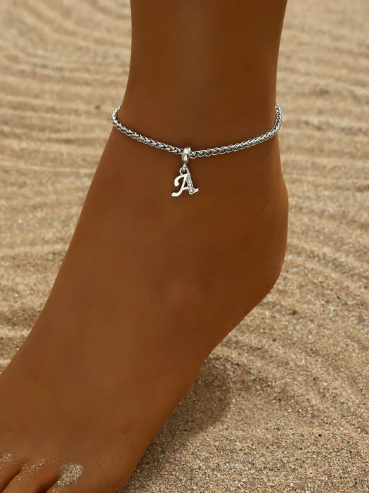 Geschichtetes Initial-Knöchelarmband mit schwarzer Schnur – Vintage-Chic für jeden Anlass