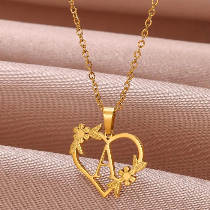 Personalisierte Herz-Kette mit Blumen & Initialen