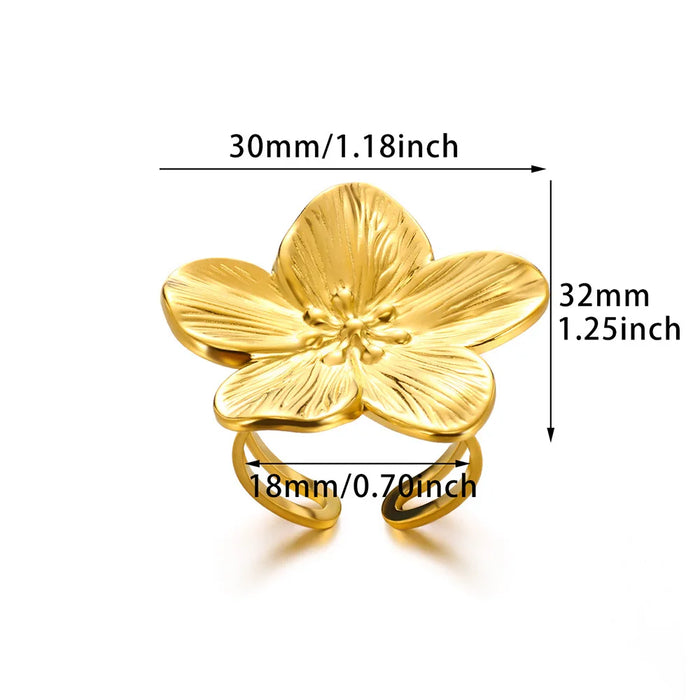 Goldene Statement-Ringe – Naturinspirierte Eleganz