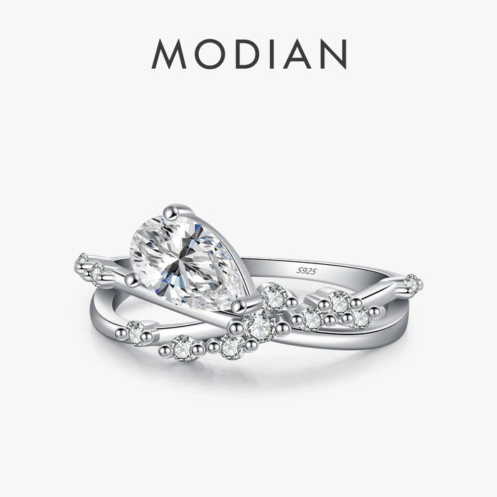 Eleganter Ring mit Tropfen-Zirkonia – Zeitlose Romantik in Silber