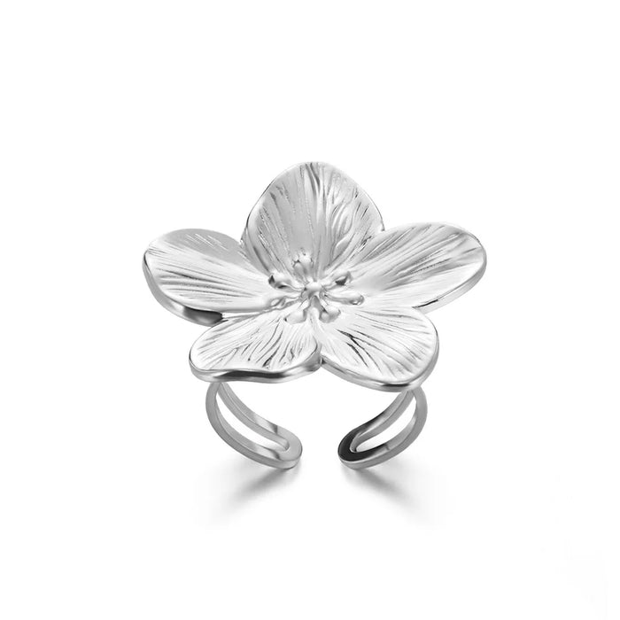 Goldene Statement-Ringe – Naturinspirierte Eleganz